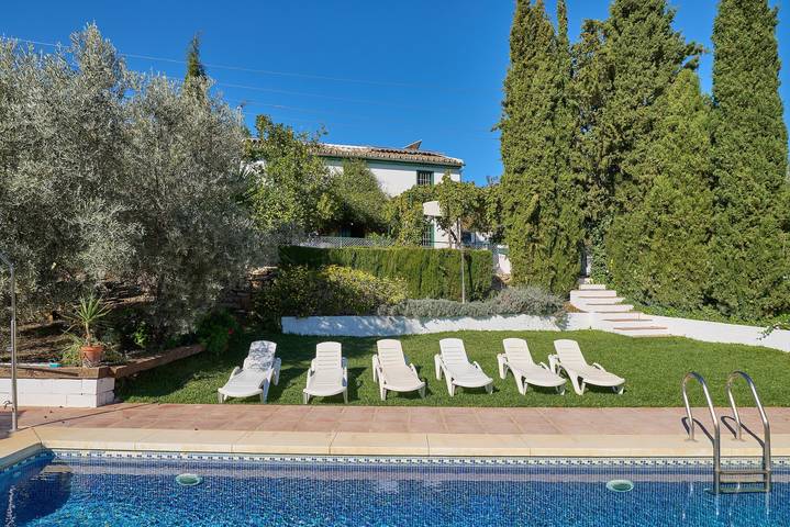 Casa de vacaciones para 10 personas, con Jardín en Iznájar