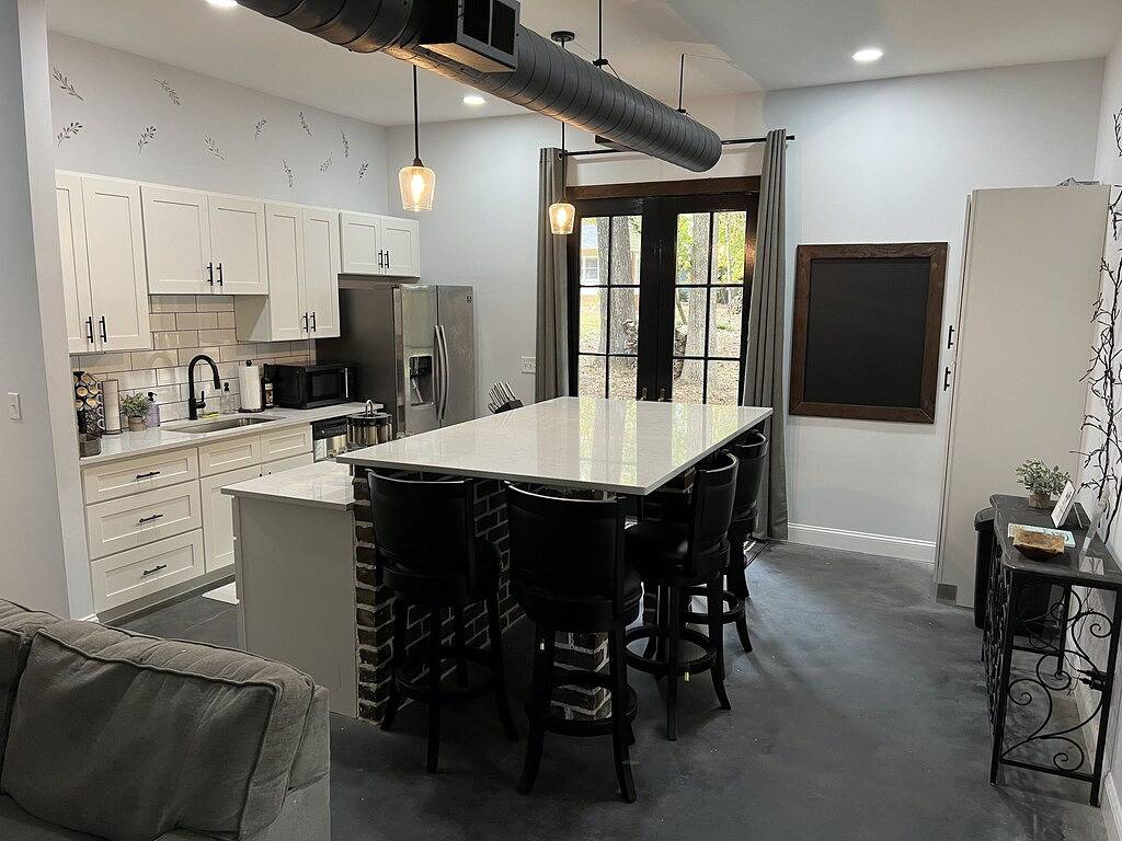 3 Bedroom Cottage with feel of being in nature. in Wesley Chapel, Union County (NC)