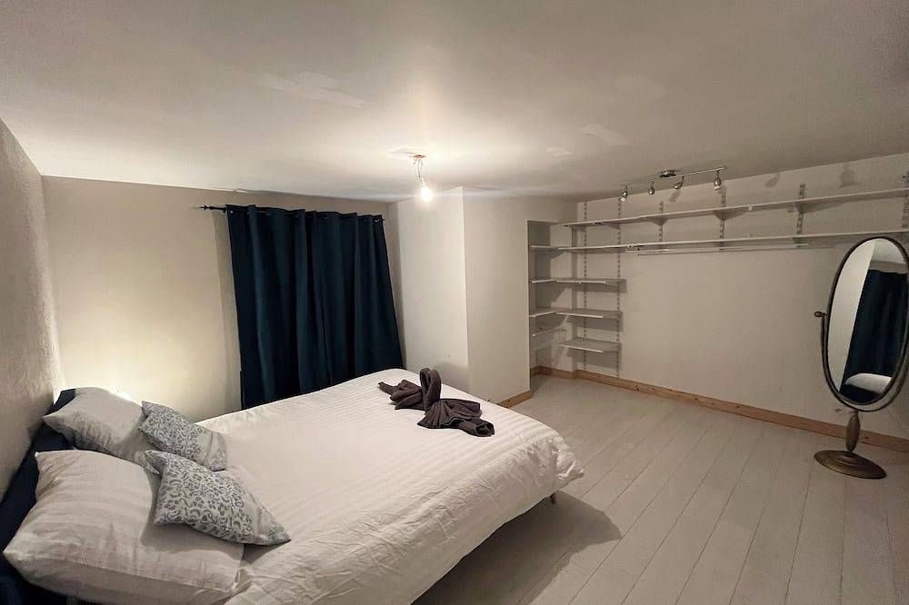 Appartement entier, Appartement climatisé de 95 mètres carrés à saint Étienne de cuines in Saint-Étienne-de-Cuines, Région de Saint-Jean-de-Maurienne