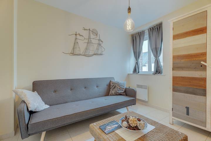 Appartement entier, Appartement "Les Ebihens" avec terrasse privée et Wi-Fi in Saint-Benoît-des-Ondes, Baie du Mont-Saint-Michel
