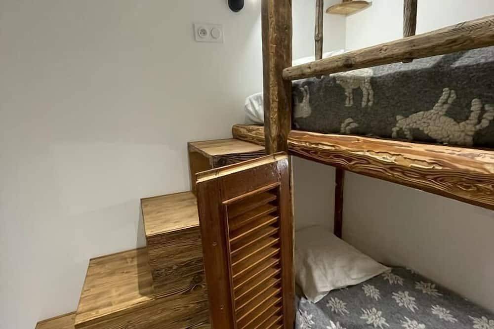 Ganze Wohnung, Appartement Chic Le Marmotton - Chalet Neuf - 4pers - Les 3 Vallées - Lit Cabane in Saint-Martin-de-Belleville, Les Trois Vallées