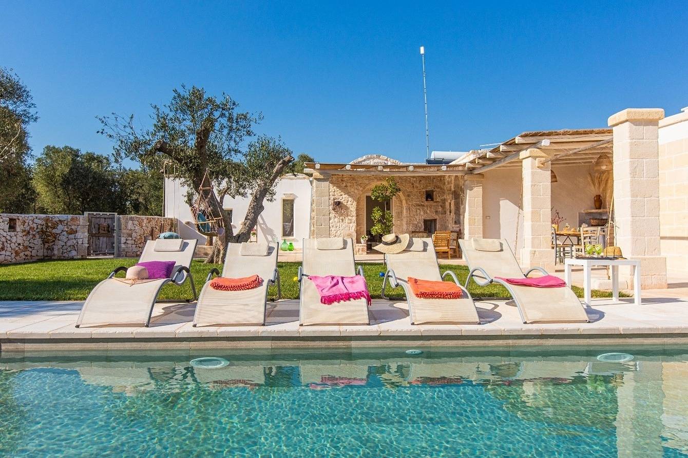 Trullo per 6 Persone in San Michele Salentino, Valle D'Itria