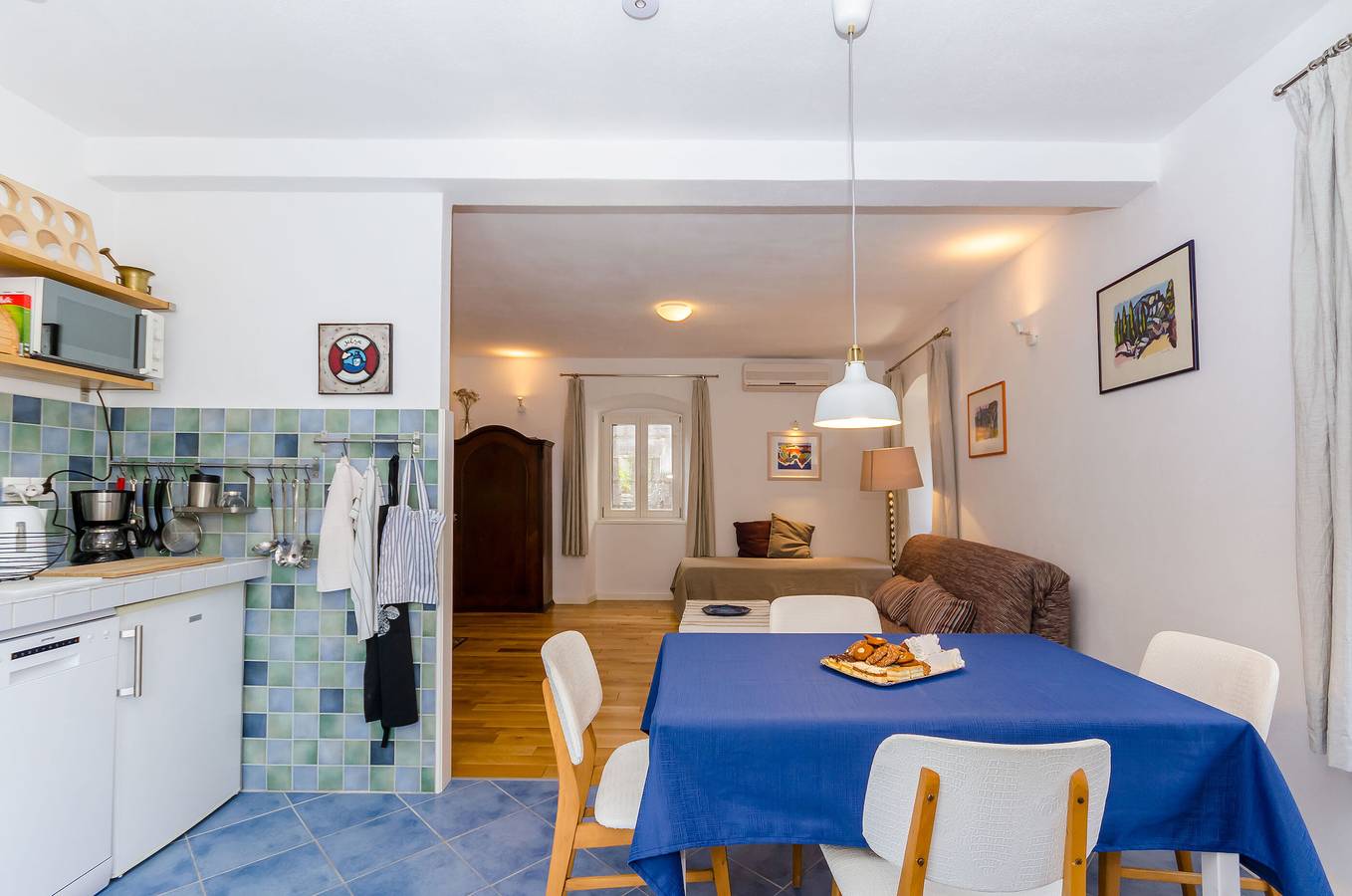 Ganze Wohnung, Apartment City Center in Jelsa, Hvar