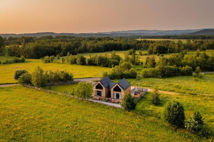 Chalet für 6 Personen, mit Garten und Ausblick in Niederschlesien
