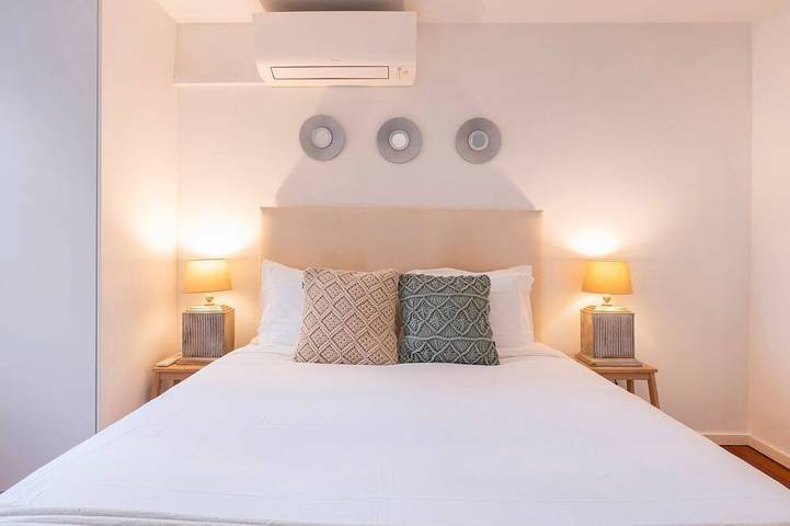 Ganze Wohnung, Central Sunny Terrace in Entrecampos by Lovelystay in Lissabon, Costa de Lisboa