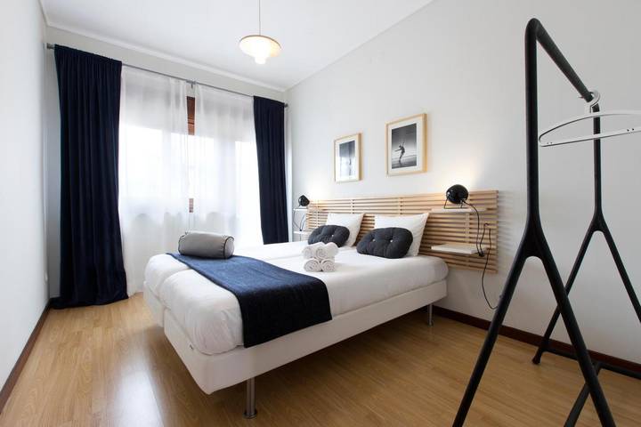 Ferielejlighed for 6 personer, med balkon i Porto