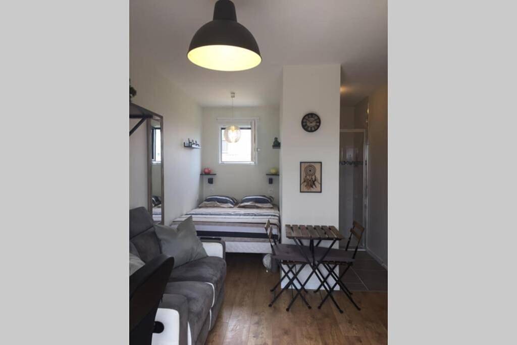Appartement entier, One-Bedroom Apartment in Villenave-d'Ornon, Région de Bordeaux