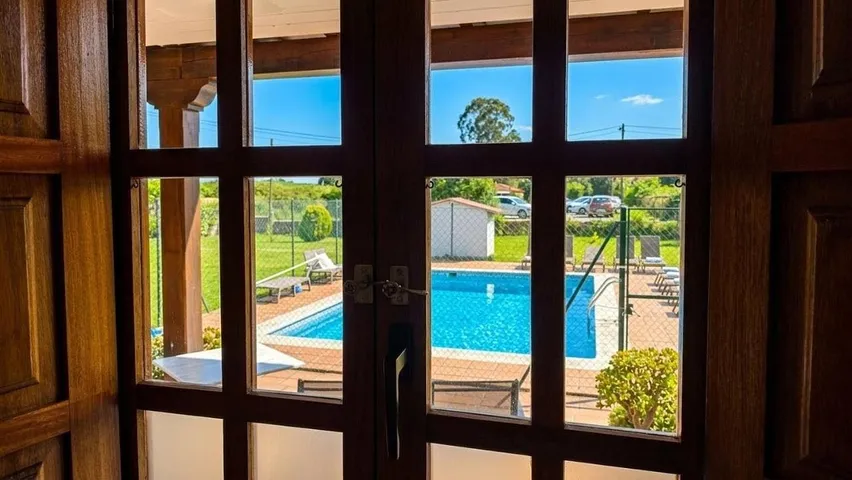 Hotel para 2 personas, con piscina además de jardín y terraza - 1