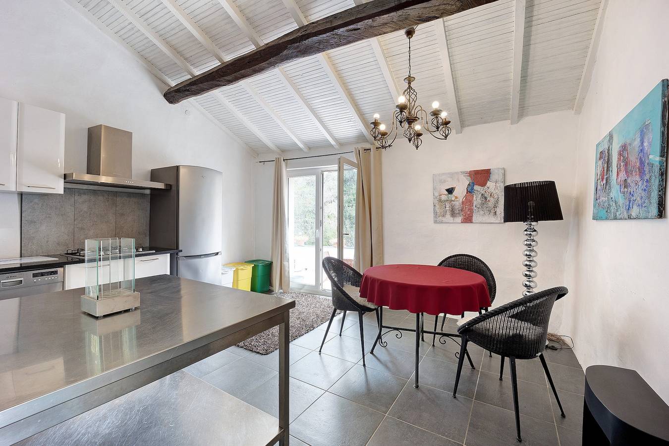 Appartamento intero, Casa vacanze 'Paradies Ligurien' con vista sulle montagne, piscina in comune e Wi-Fi in Torre Papone, Pietrabruna