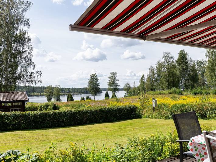 Ferienhaus für 6 Personen, mit Terrasse und Garten sowie Seeblick in Värmland - 2