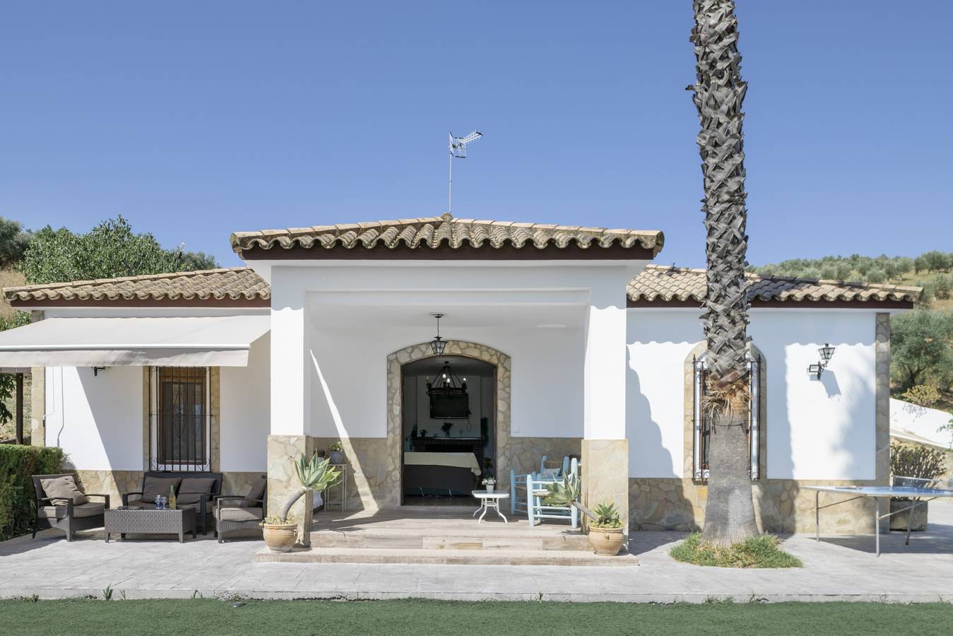 Appartement entier, Appartement 'Arroyuelo' avec vue sur la montagne, Wi-Fi et climatisation in Prado del Rey, Pueblos Blancos