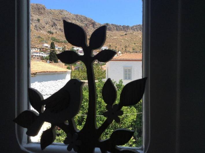 Apartament wakacyjny dla 4 osób, z widok i taras w Hydra