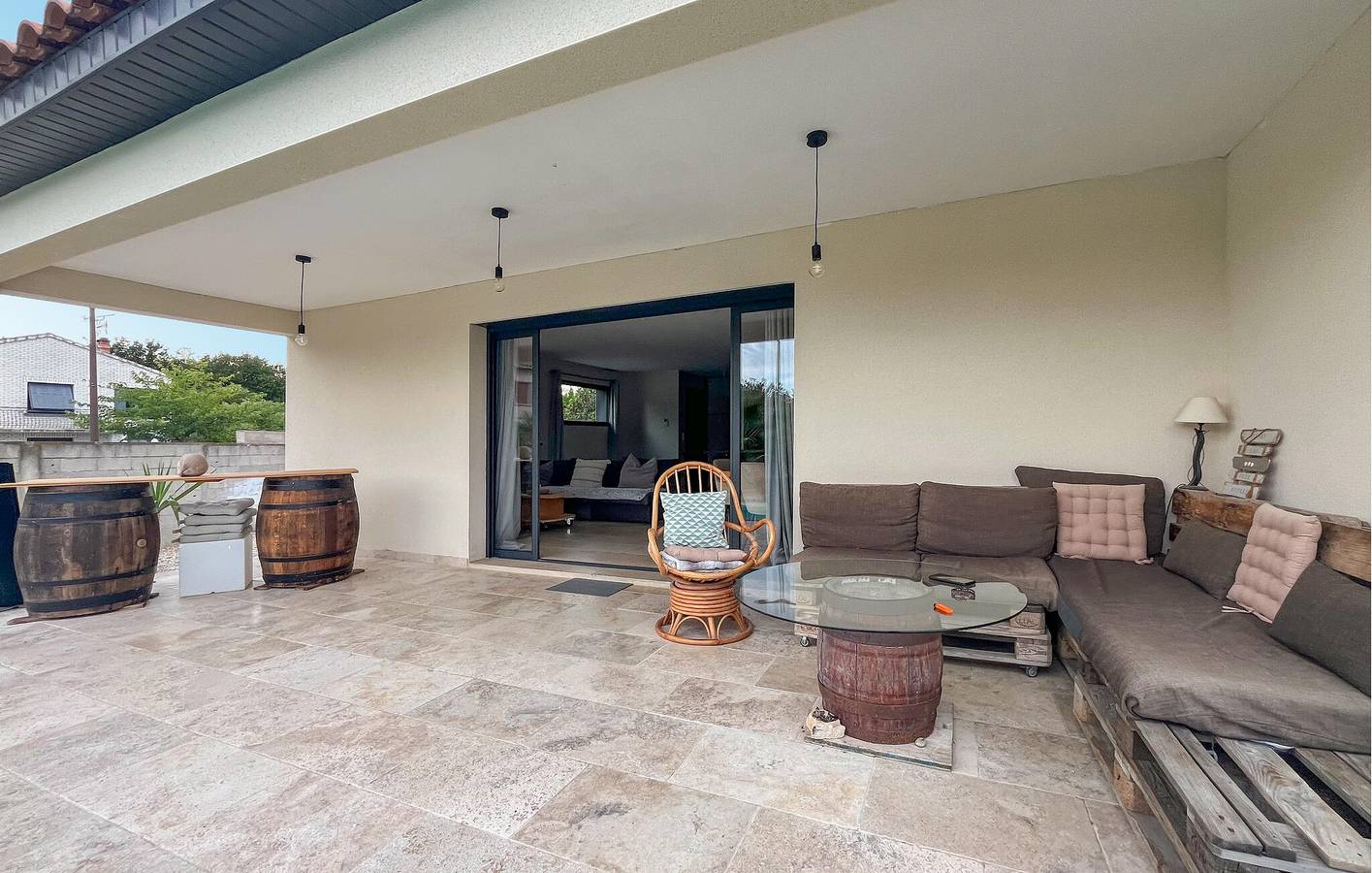 Acogedor apartamento con piscina y WiFi cerca de Saint-Geniès-de-Comolas in Saint-Geniès-de-Comolas, Region de Nimes