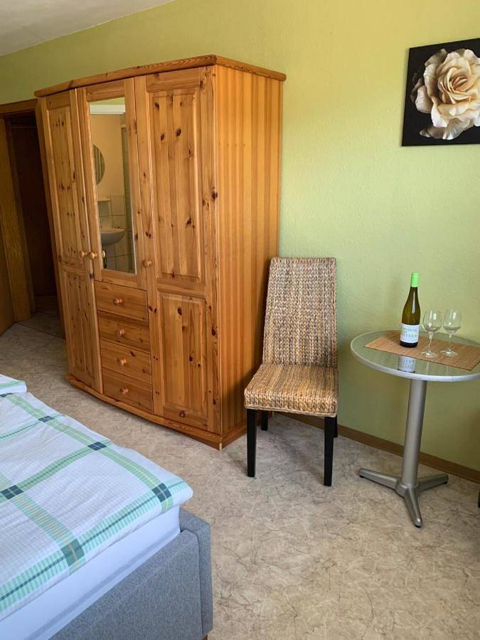 Bed and Breakfast für 1 Person mit Garten in Wintrich, Bernkastel-Kues & Umgebung