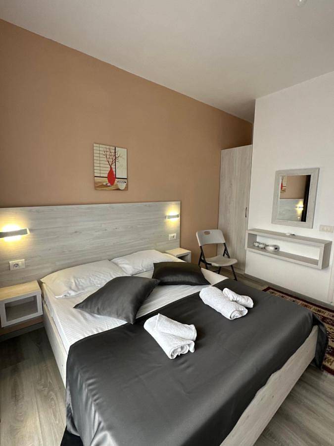 Maison d’hôte pour 2 personnes, avec terrasse ainsi que jardin et vue au Monténégro - 3