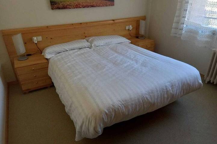 Entire apartment, Duplex 3 Bed Parking, Ski Storage & Games Room in La Molina, Alp