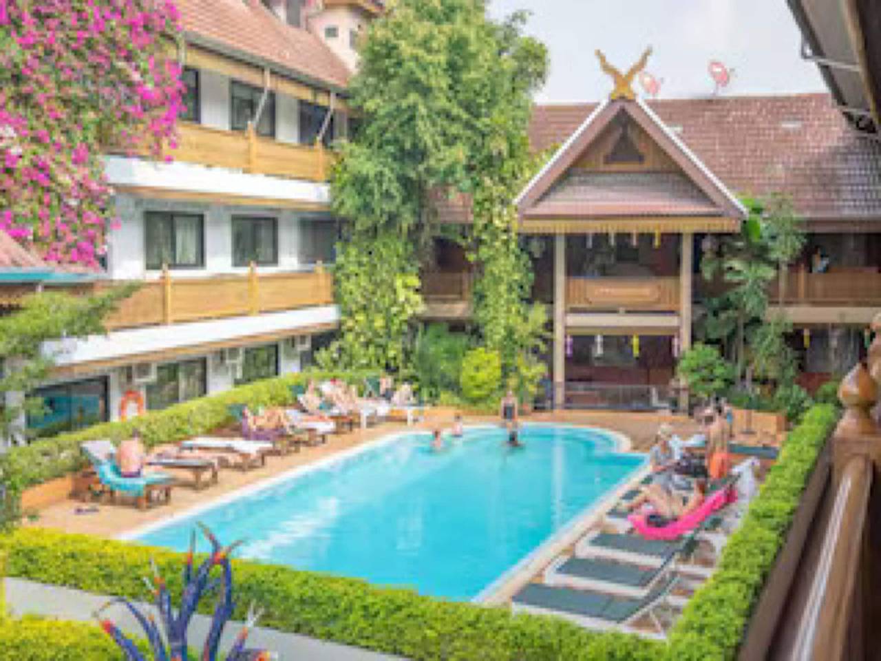 Estancia Triple | Comodidad para toda tripulación in Chiang Mai