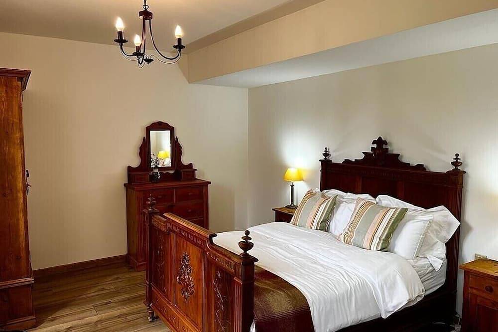 South of France: Luxury Stay on a Vineyard. Sleeps 6. Private Pool. in Alaigne, Région de Limoux