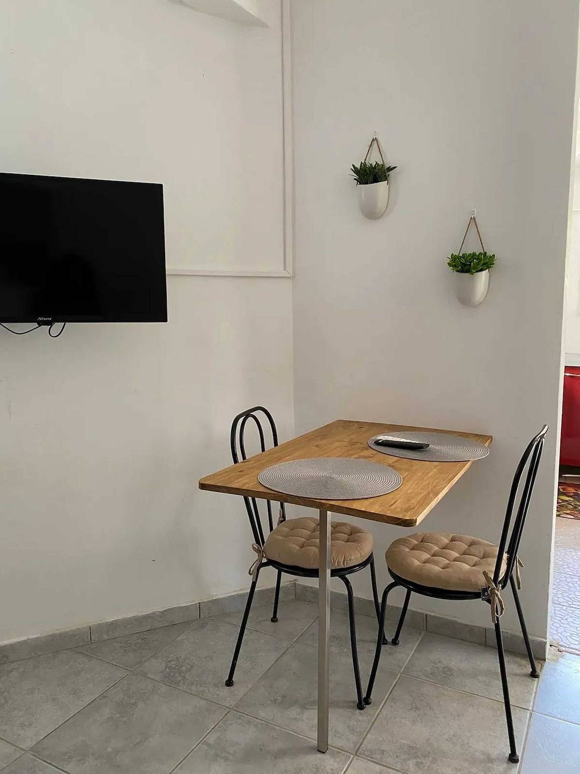 Maison cosy avec terrasse à Le Gosier 40 m² in Le Gosier, Guadeloupe