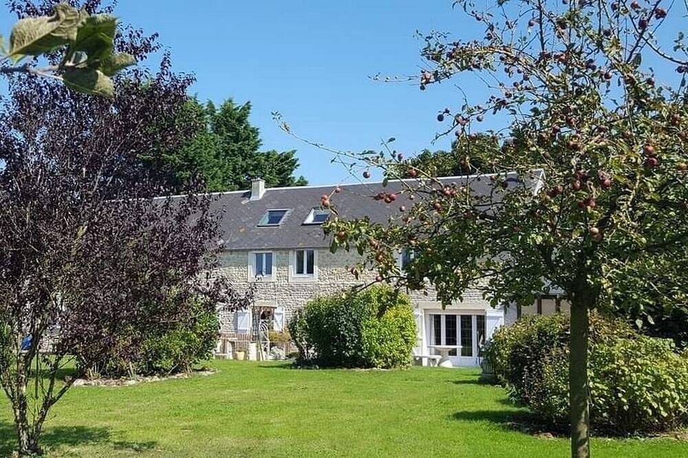 Gîte de charme proche Omaha Beach in Sainte-Honorine-des-Pertes, Région de Bayeux