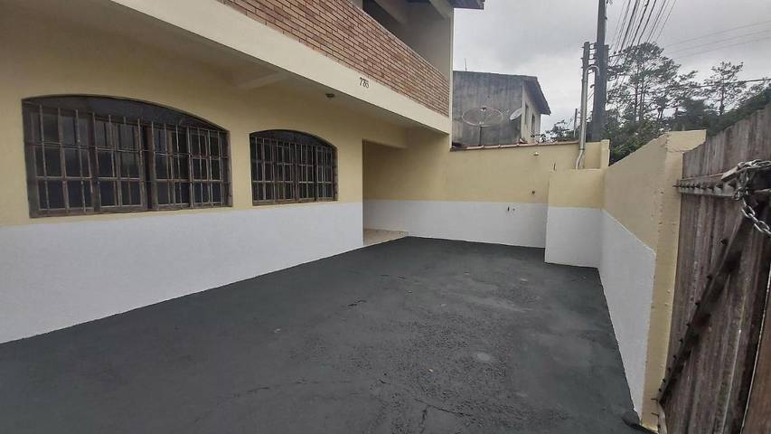 Casas e apartamentos de temporada para 11 pessoas, com terraço em Maranduba