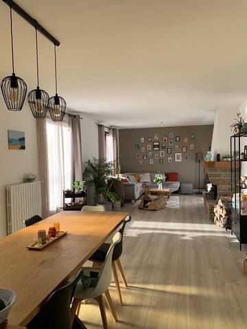 Gîte pour 8 personnes, avec jardin à La Barre-de-Semilly