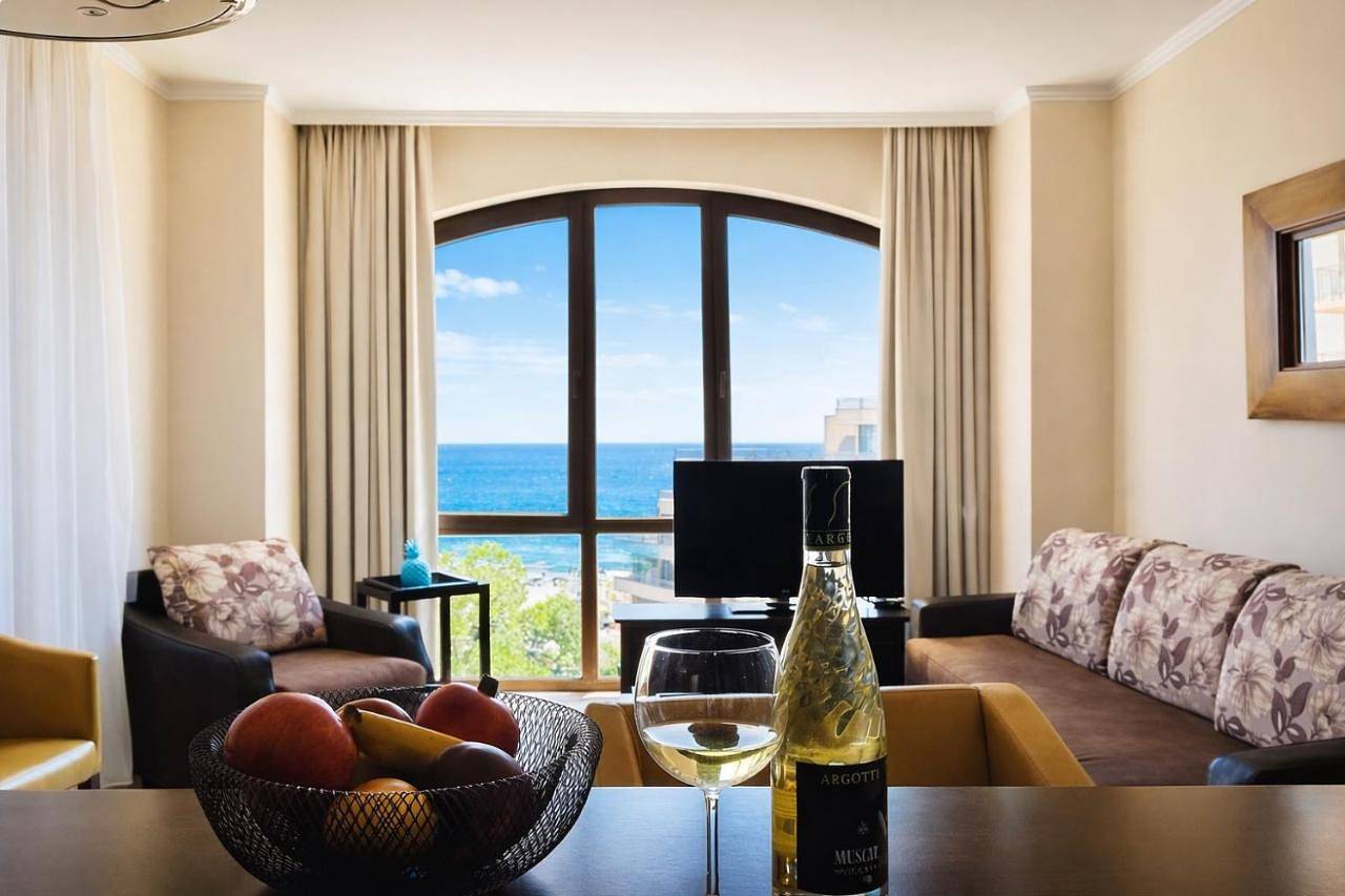 Royal Beach - Modern & Private Apartments in center Sunny Beach in Słoneczny Brzeg, Obwód Burgas