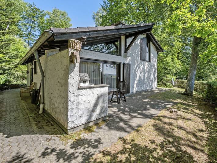 Ferienhaus für 4 Personen, mit Terrasse und Garten in der Vulkaneifel