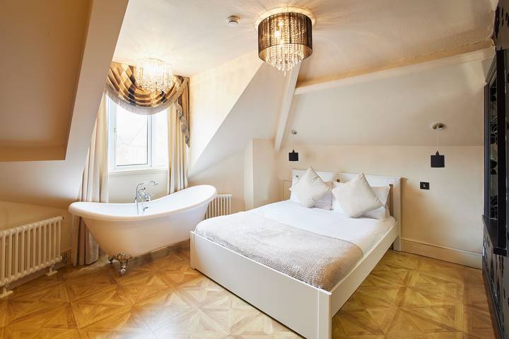 Glamping for 2 people, child-friendly in Newcastle upon Tyne