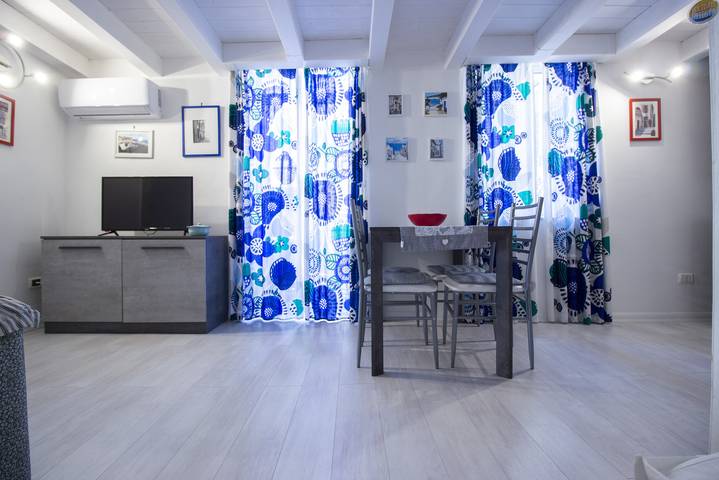 Appartamento intero, Maniace Homes - Federico in Spiaggetta di Cala Rossa, Siracusa