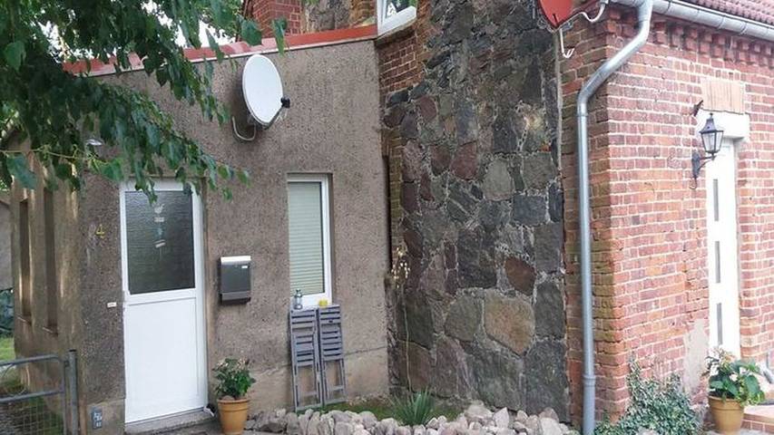 Ferienwohnung für 2 Personen, mit Garten in Schwarz