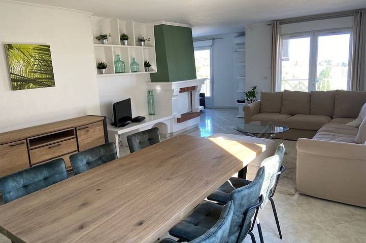 Gîte pour 8 personnes dans Plage De Napoleon L Ile Rousse