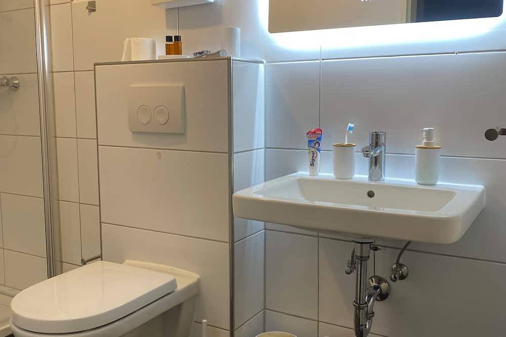 Appartamento intero, For 3, kitchen, parking lot, internet, coffee machine in Dortmund, Ruhrgebiet