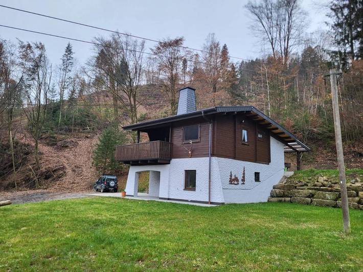 Ferienhaus für 4 Personen, mit Balkon und Terrasse sowie Garten und Ausblick