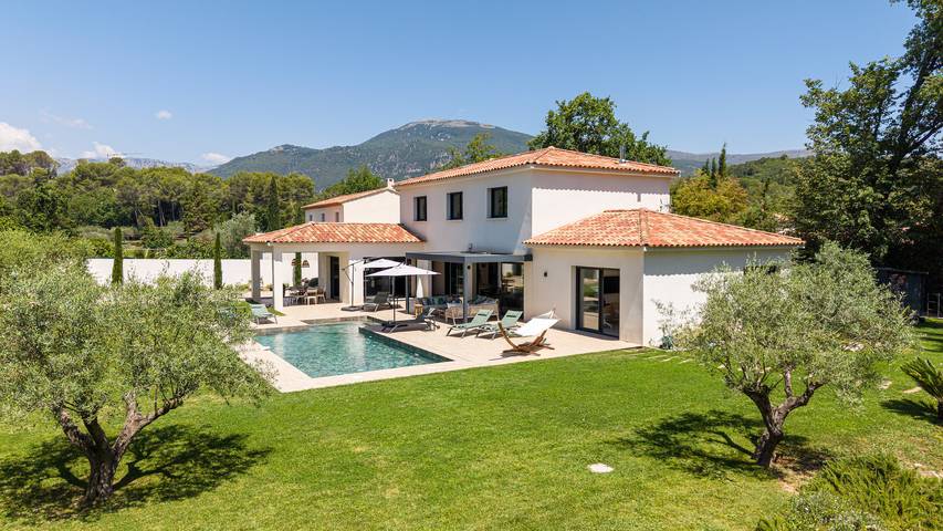 Villa pour 8 personnes à Roquefort-les-Pins