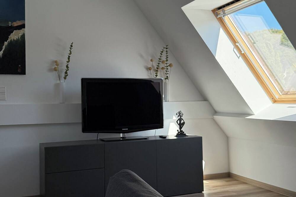 Ganze Wohnung, Exklusive Maisonette-Wohnung am Rande von Freiburg in Merzhausen, Südschwarzwald