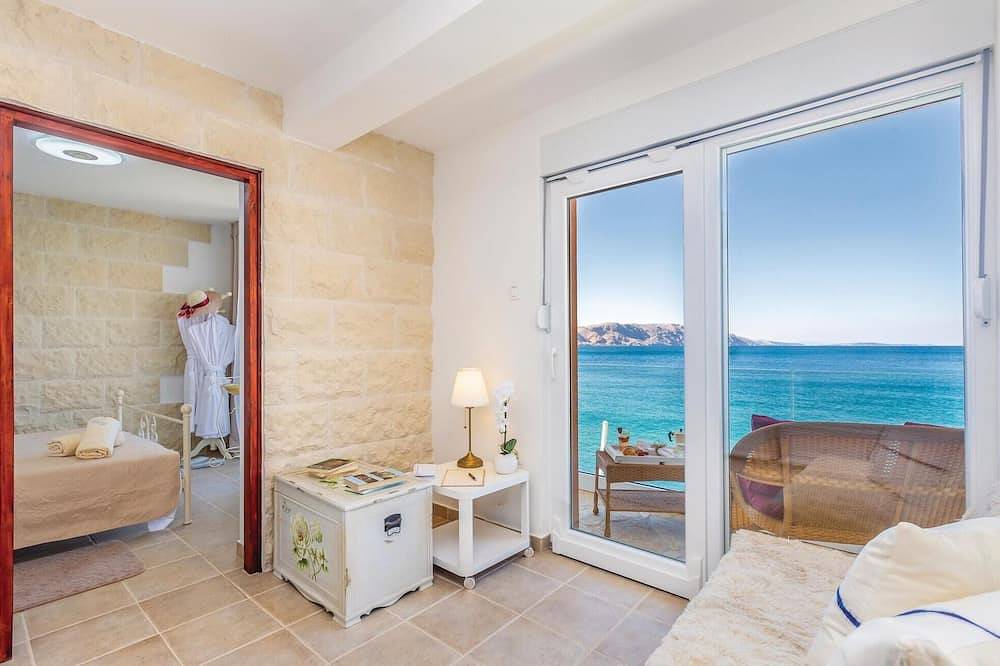 Prachtig huis in Josinovac met Wifi in Jablanac, Velebit Nature Park