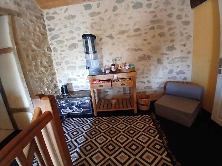 Gîte pour 4 personnes, avec vue ainsi que jardin et terrasse à Châtillon-sur-Thouet