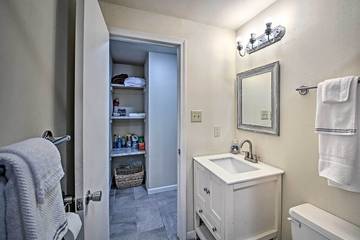 Lake House for 4 Guests in Hot Springs, Ouachita National Forest, Picture 4