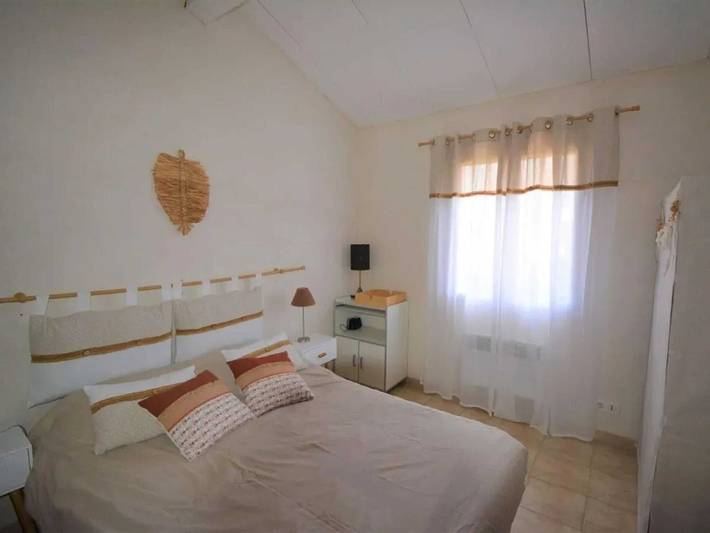 Location de vacances pour 12 personnes, avec jardin et piscine à Vagnas - 4