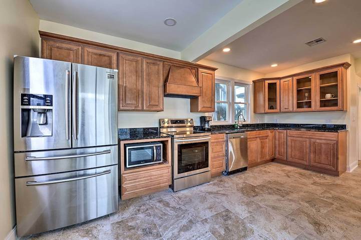 Vacation rental for 27 people, with balcony and yard in Wildwood Crest