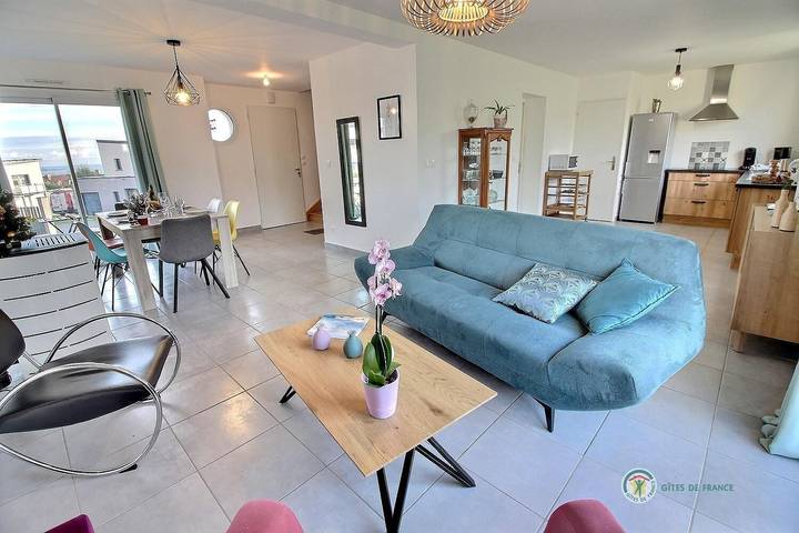 Gîte pour 6 personnes, avec terrasse et jardin, animaux acceptés dans Abbaye maritime de Beauport - 3