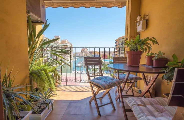 Ferienwohnung für 6 Personen, mit Seeblick und Balkon sowie Ausblick - 1