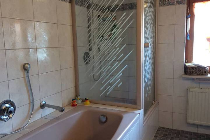 Ferienwohnung für 5 Personen, mit Garten und Balkon in Sulzberg - 4