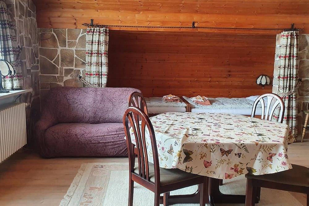 Ganze Wohnung, Ferienwohnung Schneizlreuth für 1 - 5 Personen mit 1 Schlafzimmer - Ferienwohnung in Ulrichsholz, Schneizlreuth