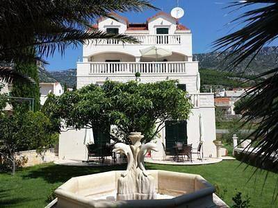 Ganze Ferienwohnung, Ferienwohnung in Bol mit gemeinschaftlichem Pool und Grill in Bol, Brac