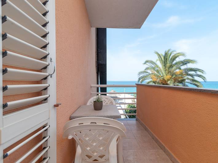 Ferienwohnung für 3 Personen, mit Balkon in Podstrana - 2