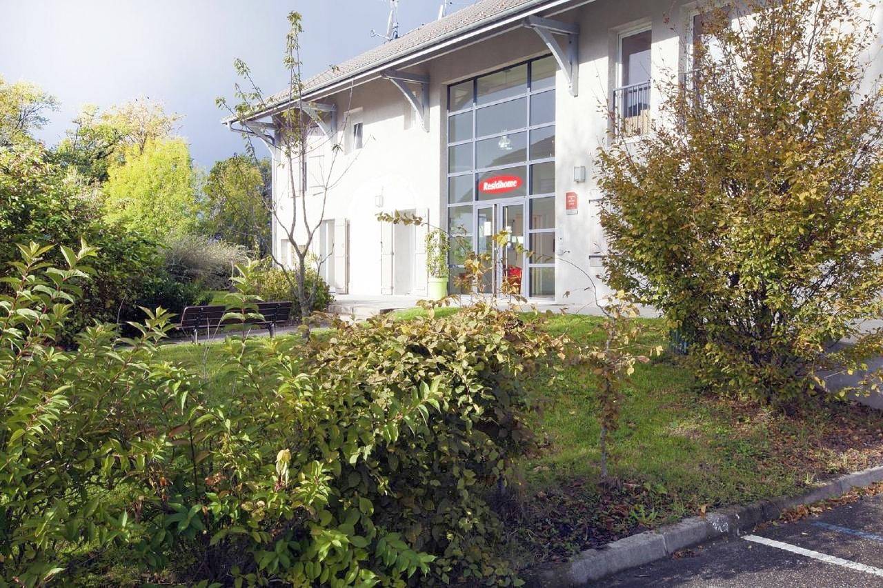 Residhome Genève Prévessin Le Carré d'Or in Prévessin-Moëns, Gex