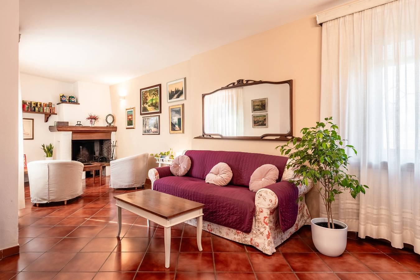 Ολόκληρο το διαμέρισμα, Apartment 'Marcobando' with Private Garden, Wi-Fi and Air Conditioning in Lucca, Via Francigena