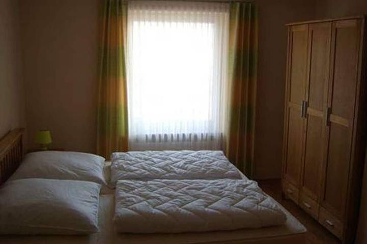 Ferienwohnung für 4 Personen, mit Garten in Bad Dürkheim - 2